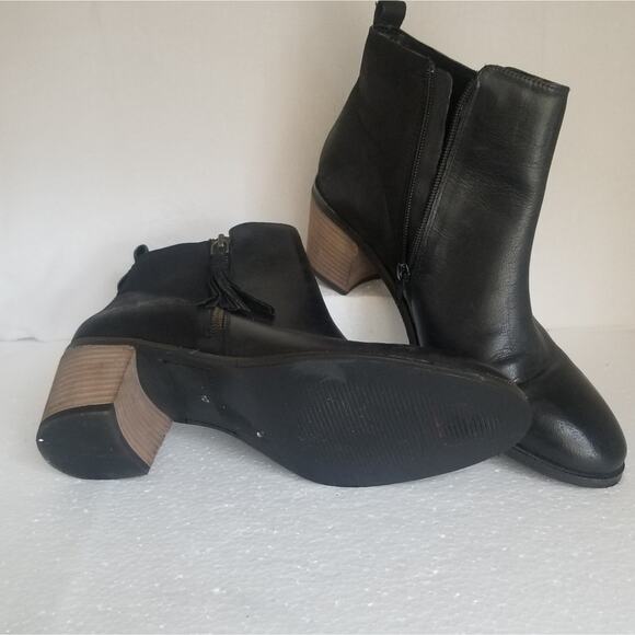Crevo Boots Womens 10 black Autumn Tassel Leather Ankle Side Zip Block Heel - Picture 8 of 14